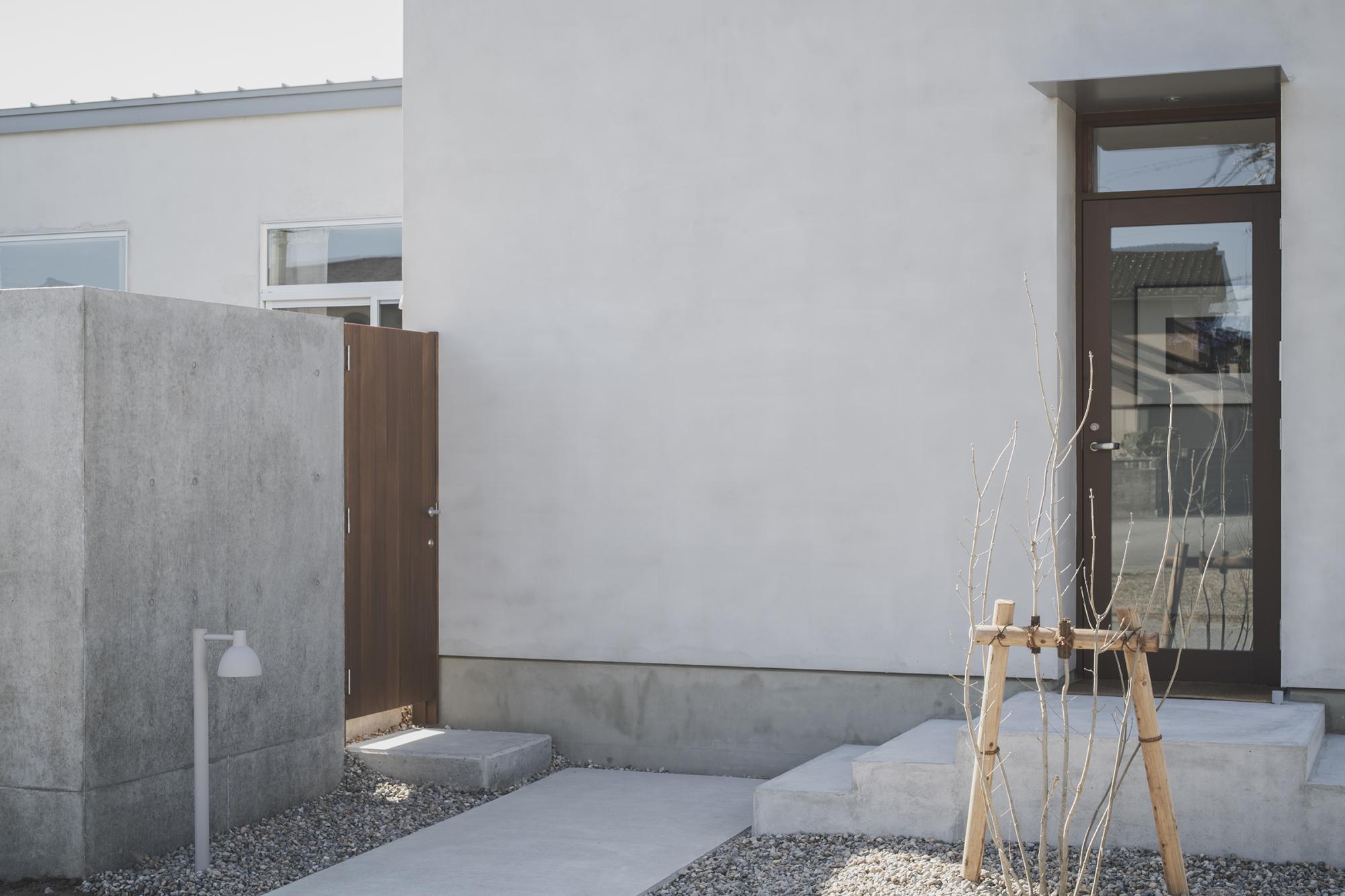 S HOUSE