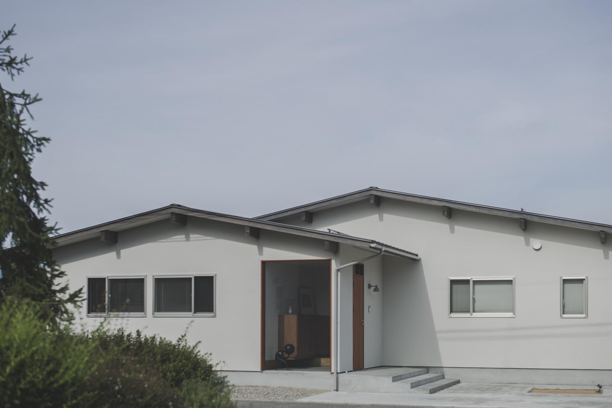 N HOUSE