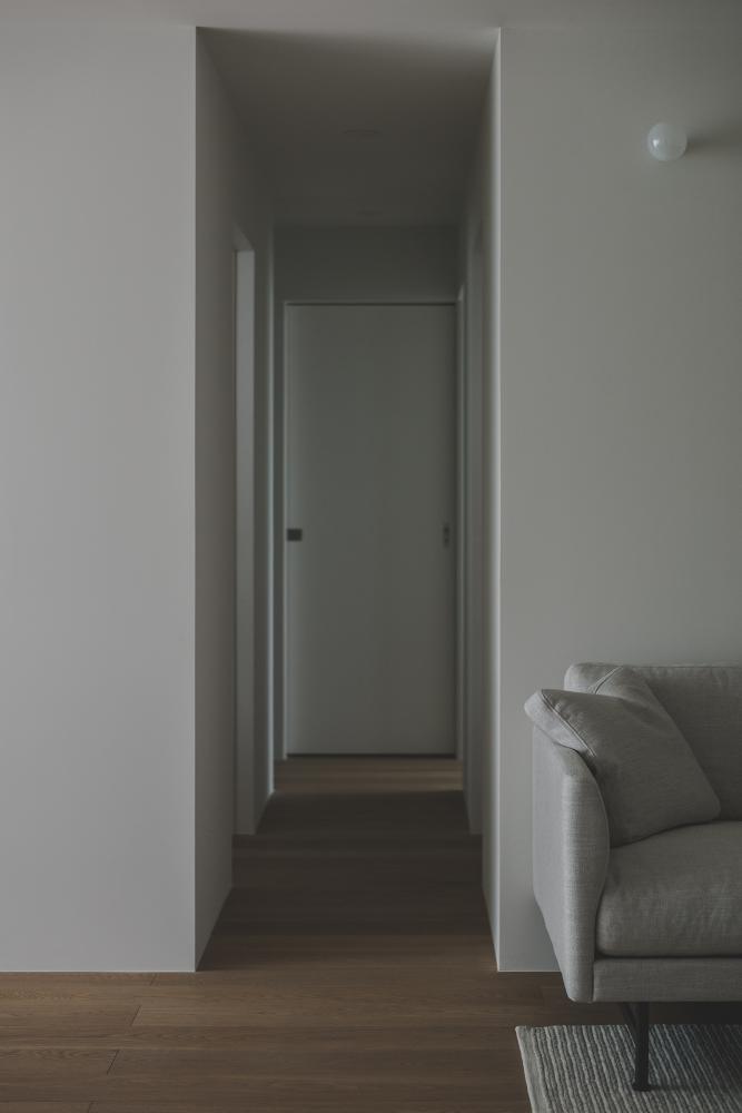 H HOUSE