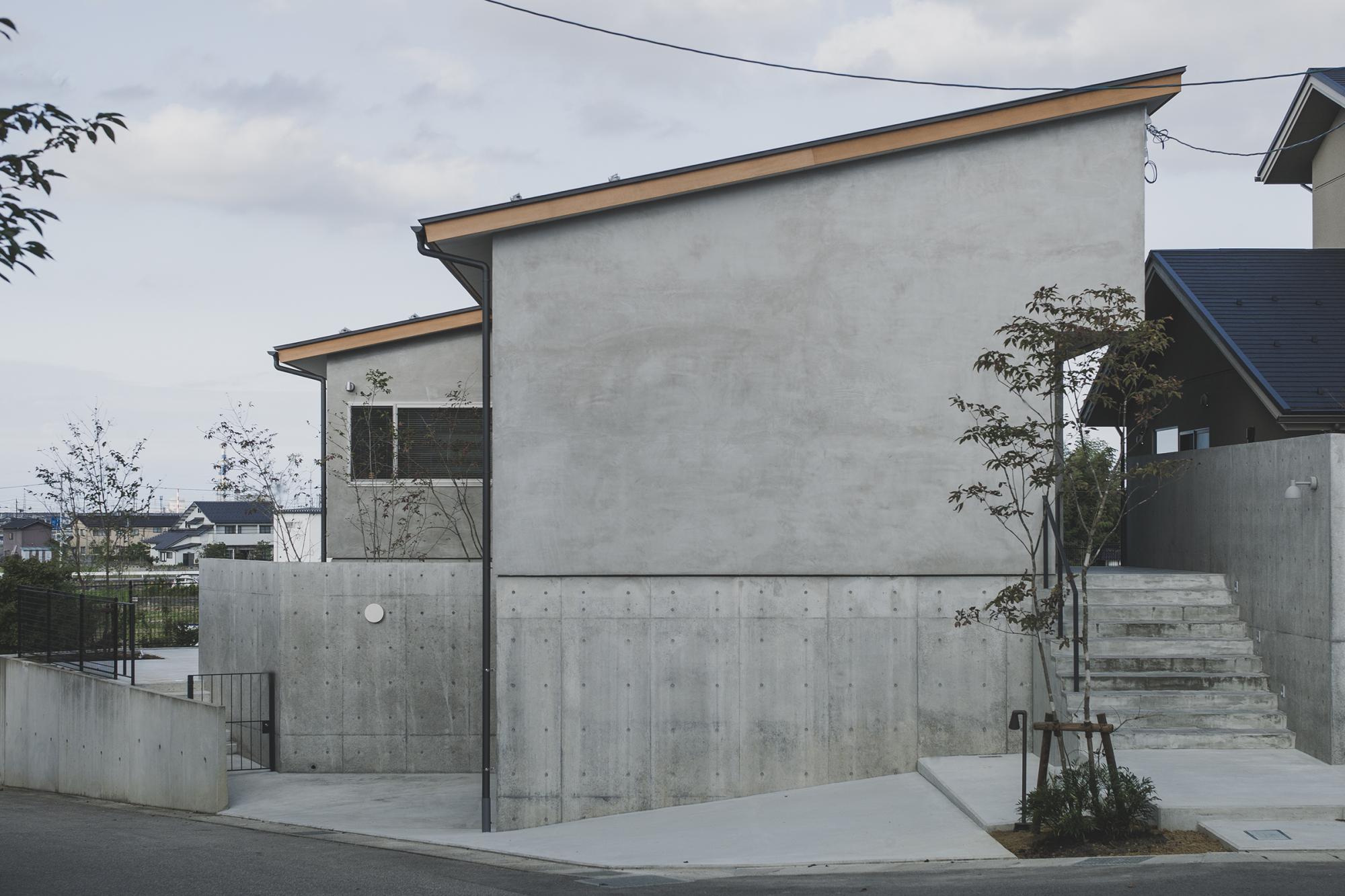 S HOUSE