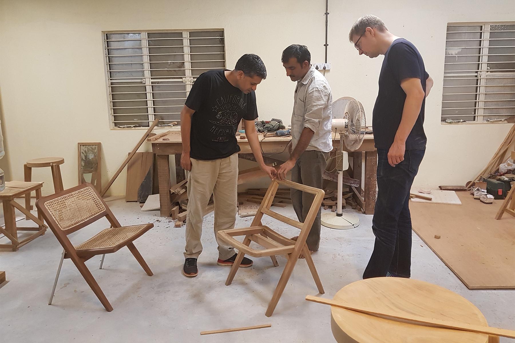ピエール・ジャンヌレと、
インドの高い手工芸技術で蘇る再生産プロジェクト。